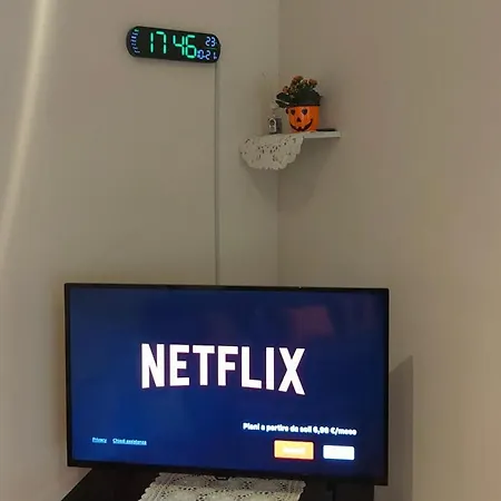 Appartement Turistico Leonardo Home- Airport, 2m In Treno- Rome, 20m In Treno- Fiera, 2m In Treno *