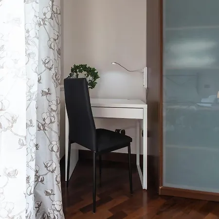 Apartment Alloggio Turistico Leonardo Home- Fiumicino Airport - Rome - Fiera *