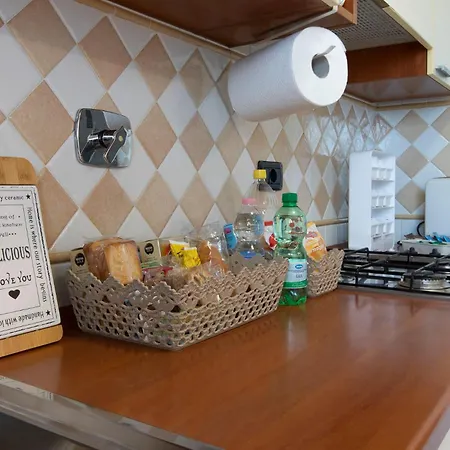 Alloggio Turistico Leonardo Home- Fiumicino Airport - Rome - Fiera Apartment Fiumicino