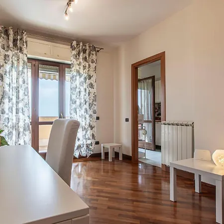 Alloggio Turistico Leonardo Home- Fiumicino Airport - Rome - Fiera