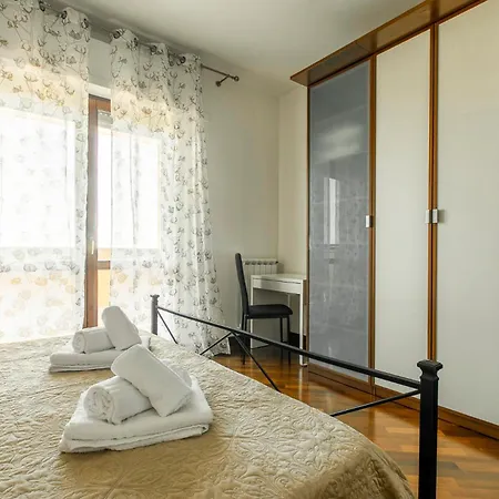 Turistico Leonardo Home- Airport, 2m In Treno- Rome, 20m In Treno- Fiera, 2m In Treno Appartement